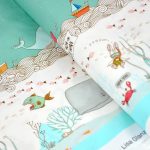 tenger, bálnák - make a splash - fish inn double border - dupla bordűrös designer pamutvászon méteráru