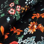 vadvirágok - wild flowers on black - pamutszatén méteráru